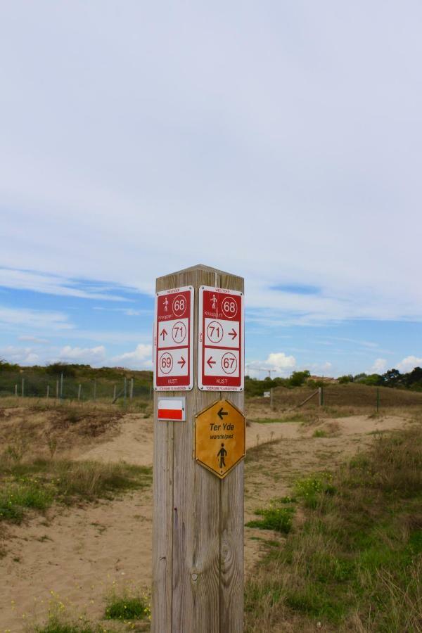 De Veldmuis, Met Mooie Speelhoek En Speelhuis Koksijde Exteriör bild